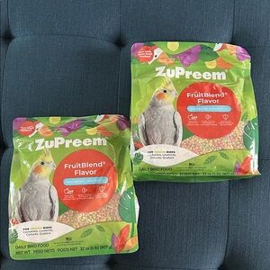 ZuPreem FruitBlend Flavor Bird Food, 2 bags, each 2 pounds NEW for medium birds